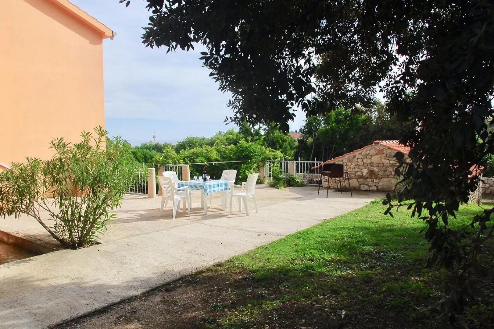 Affittacamere Hotel House Alexandra Nerezine